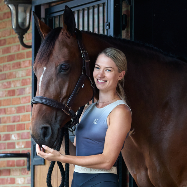 KINGSLAND 149 NAOMIレディストレーニングシャツ